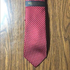 Donald Trump signature collection tie